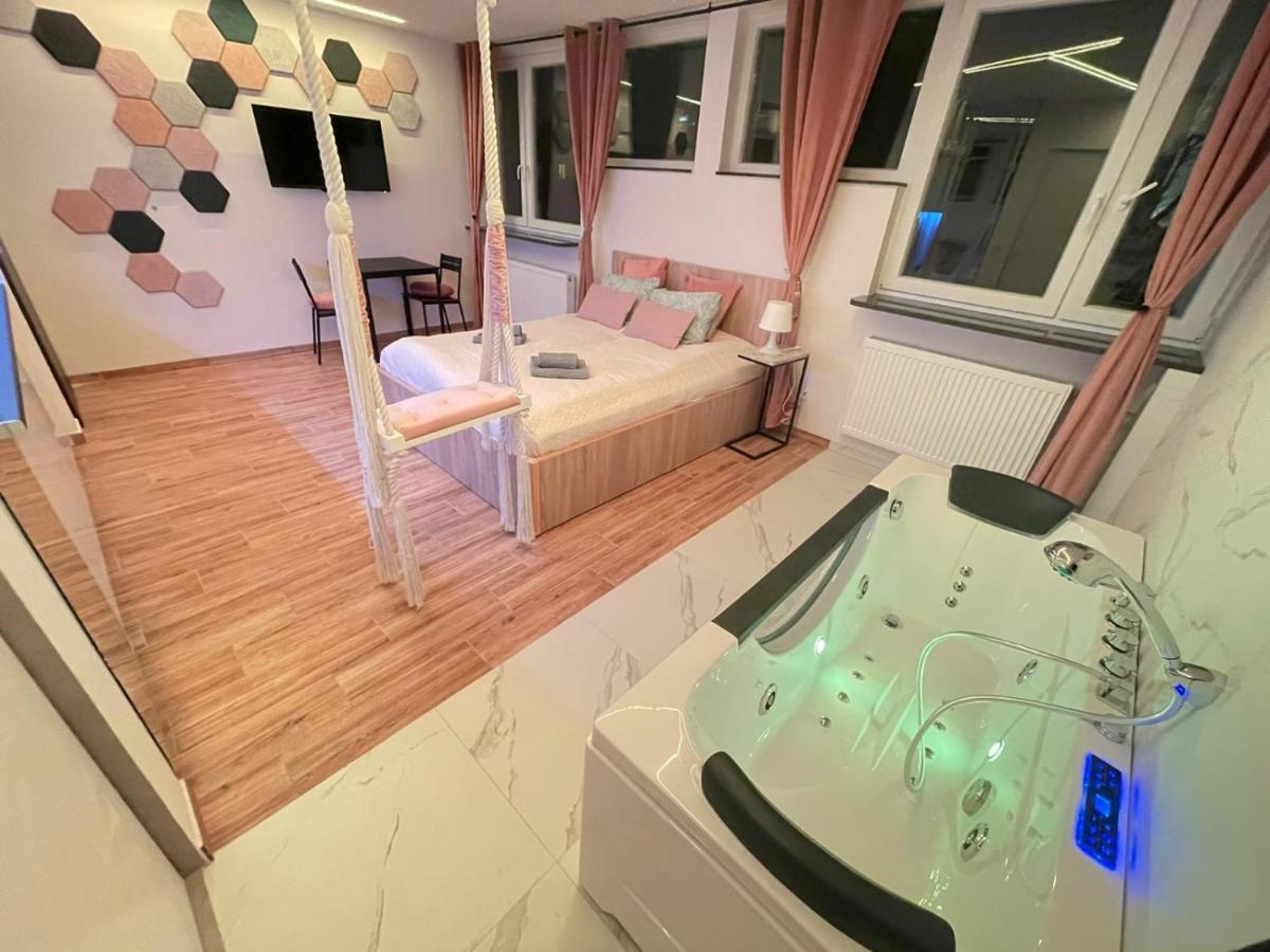 Yourapart Jacuzzi Przy Zamku Krolewskim Varšava Exteriér fotografie